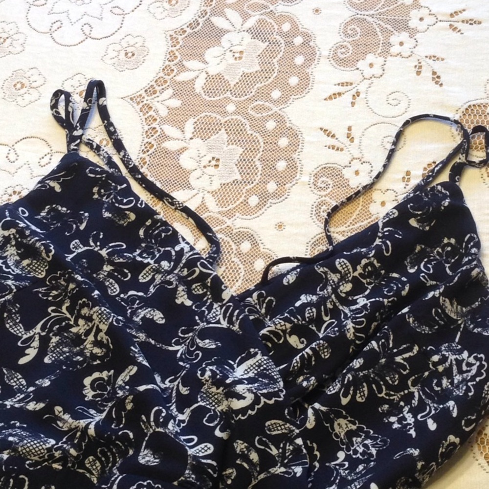 🌺High Low Dress🌺 - Picture 3 of 6